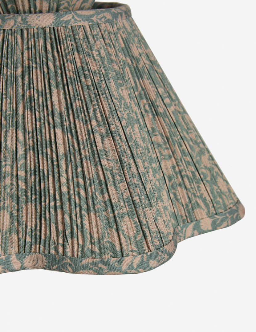 #color::Fransen-and-Antique-Brass #Size::15-Dia