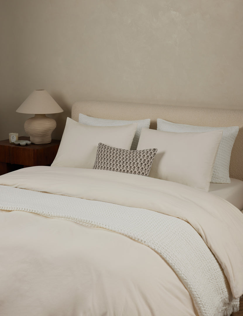 #color::vanilla #size::full-queen #size::king-cal-king  #type::duvet-cover #type::duvet-set