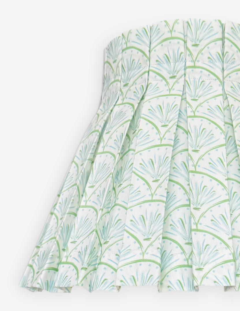 #color::green #size::small #size::large