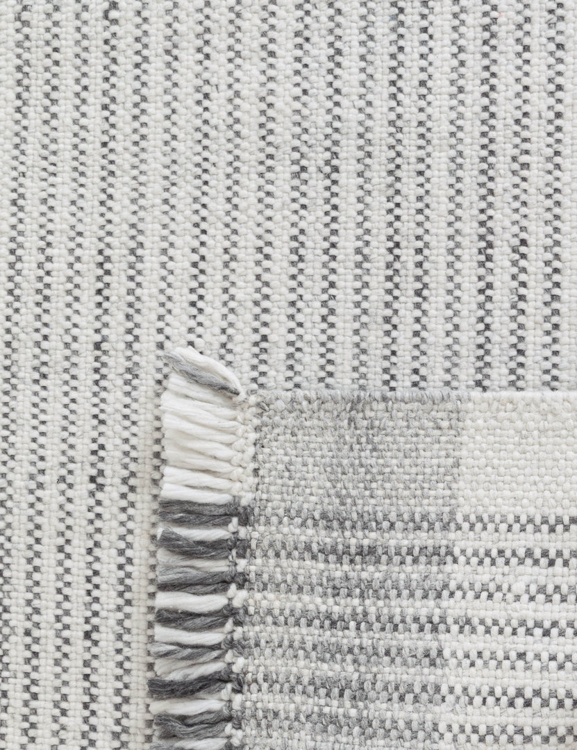 #color::gray #size::2--x-3- #size::2-3--x-8--runner #size::3--x-5- #size::5--x-7-6- #size::7-6--x-9-6-