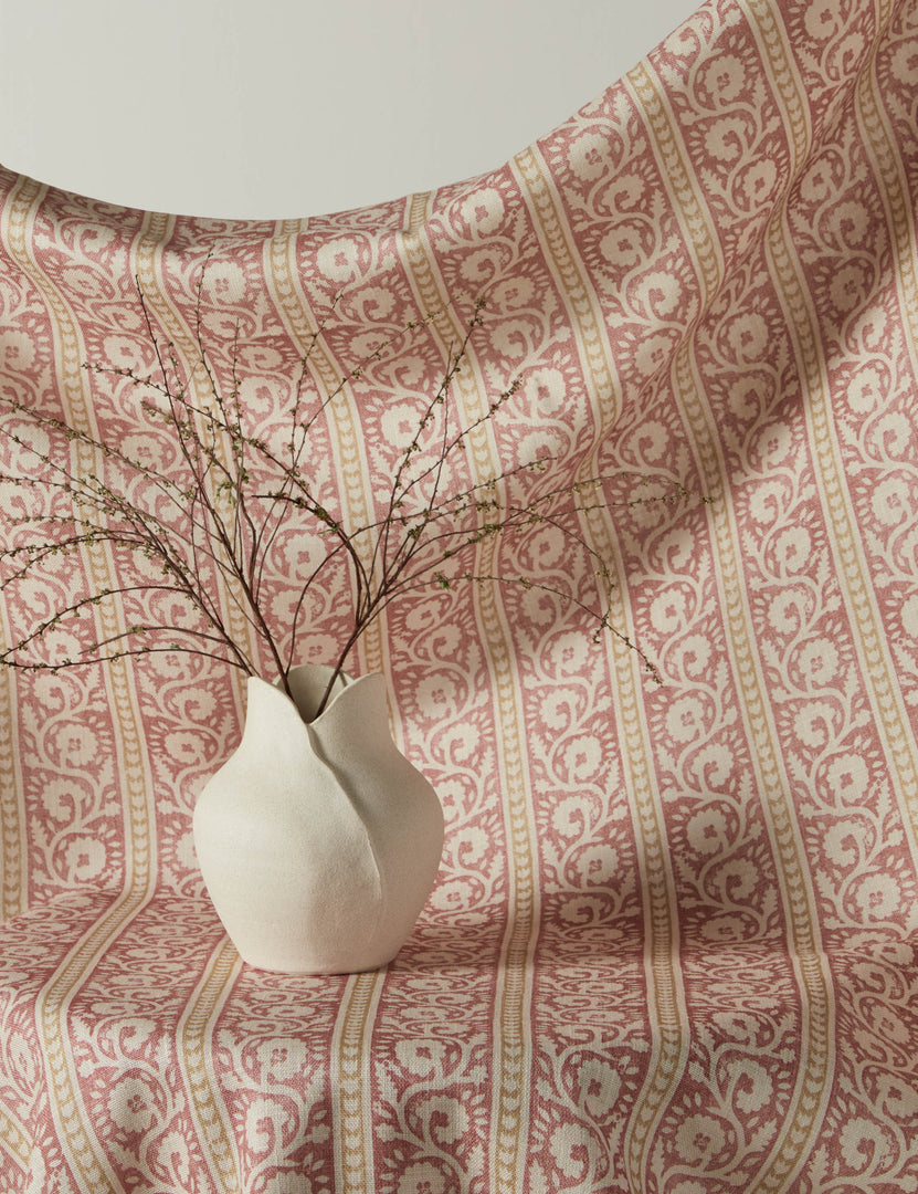 #color::sand-and-red