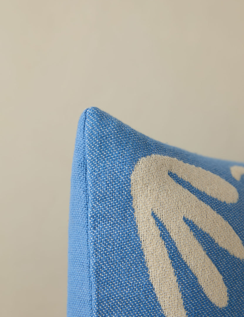 #color::sky-blue #style::lumbar