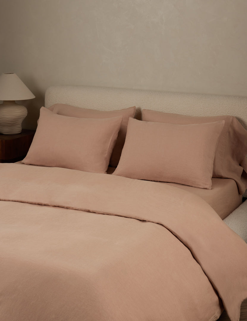 #color::blush #size::standard