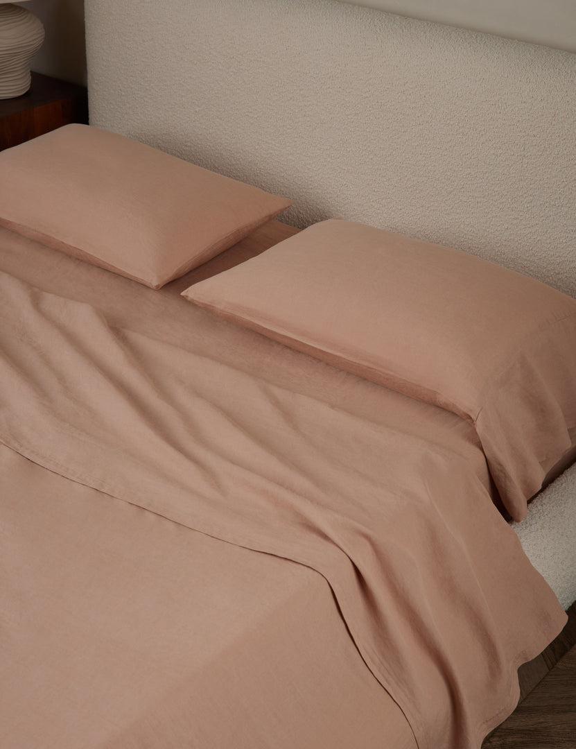 #color::blush #size::queen #size::king #size::cal-king