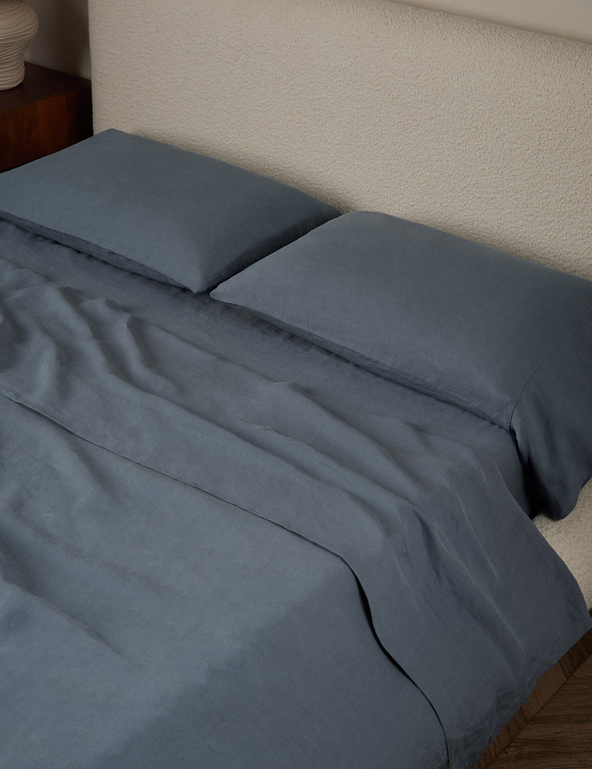 #color::dusty-blue #size::queen #size::king #size::cal-king