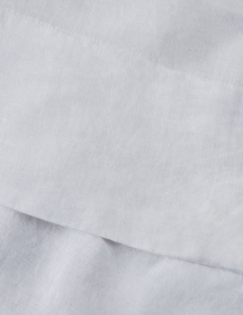 #color::white #size::queen #size::king #size::cal-king