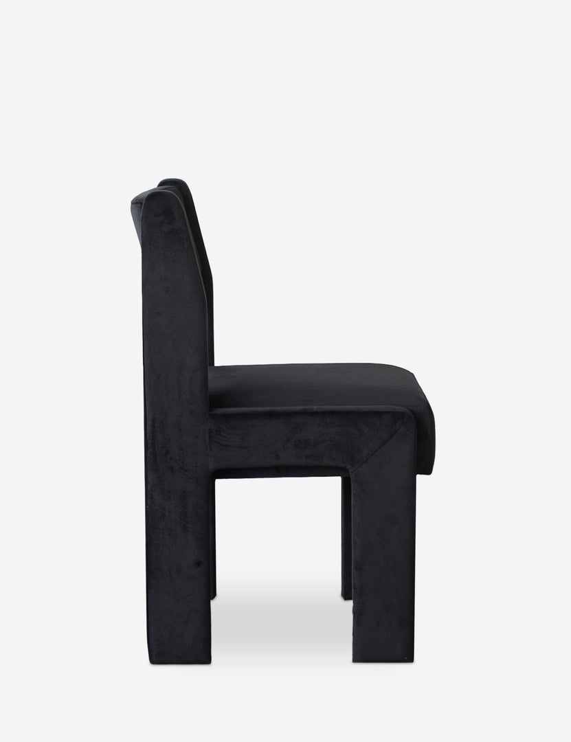 #color::black-velvet