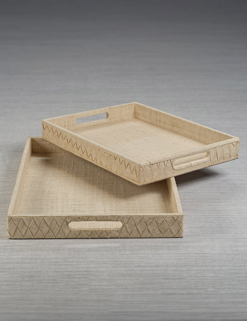 #color::natural #size::large #size::small