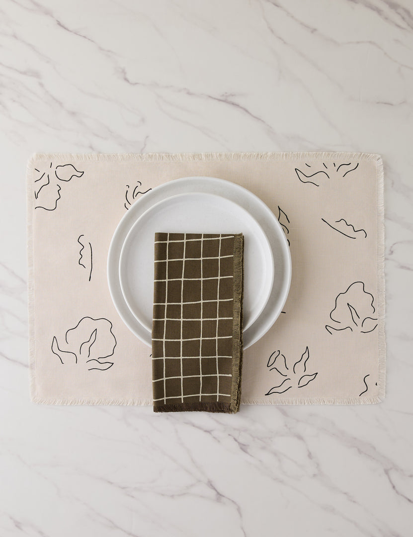 #color:natural #style::placemat--set-of-4