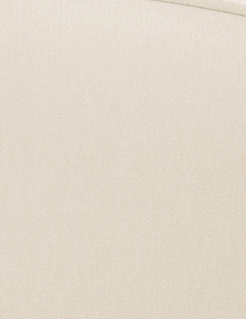 #color::beige #configuration::right-facing