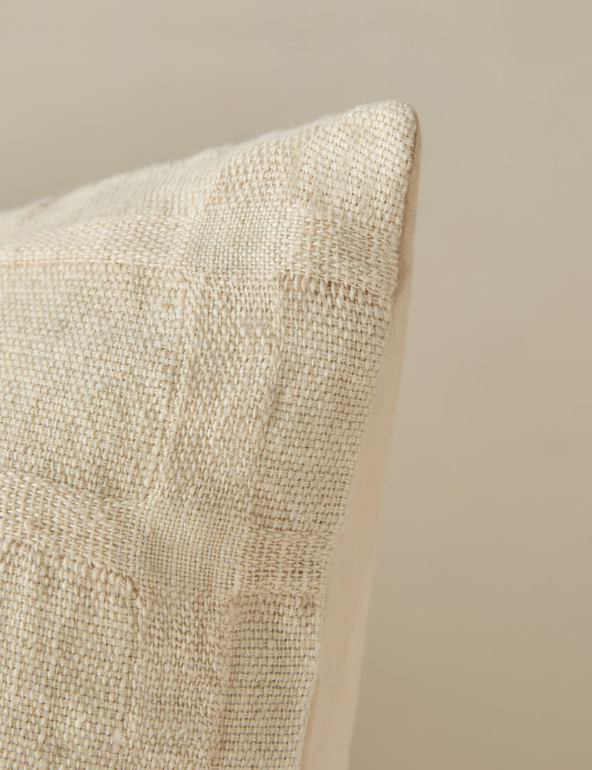 #color::cream #size::euro #size::standard #size::king