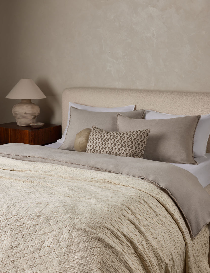 #color::greige #size::king #size::queen #size::twin