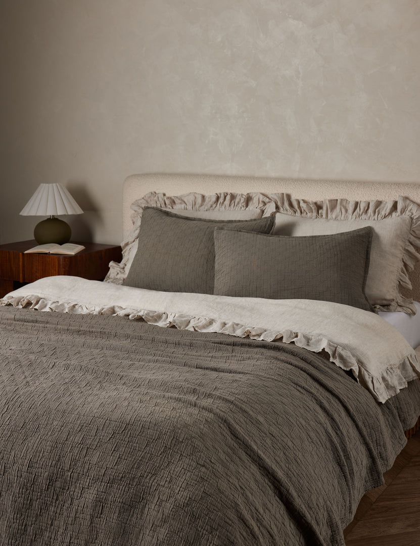 #color::pebble #size::king #size::queen #size::twin