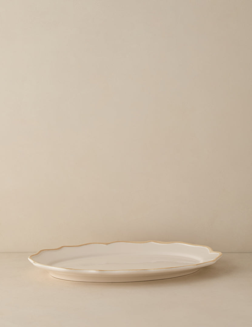 #color::colette-in-beige #style::oval-platter