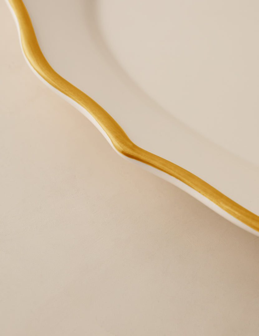 #color::giovanna-in-yellow #style::oval-platter