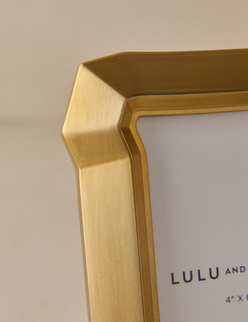 #color::gold #size::4--x-6-