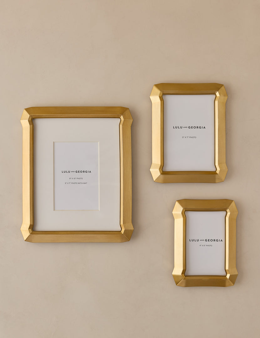 #color::gold #size::4--x-6- #size::5--x-7- #size::8--x-10-