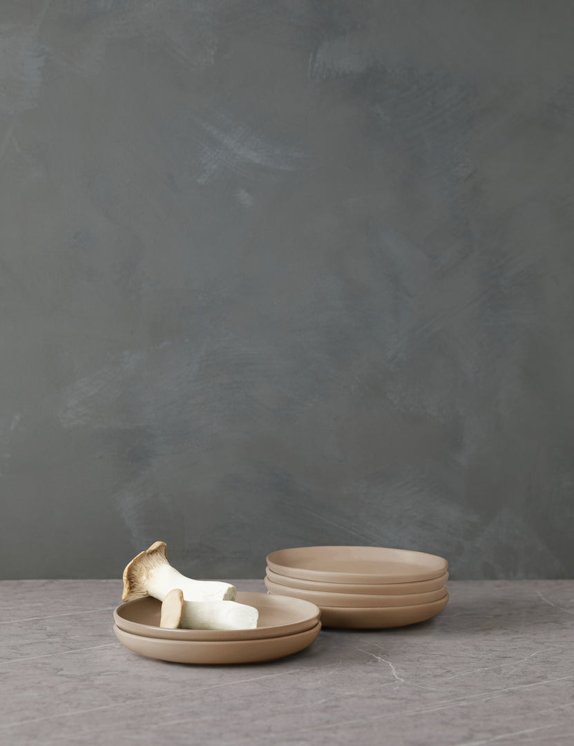 #color::chestnut #style::bread-plates--set-of-6