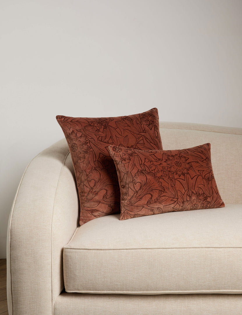 #color::rouge #style::lumbar #style::square #fill type::with-insert