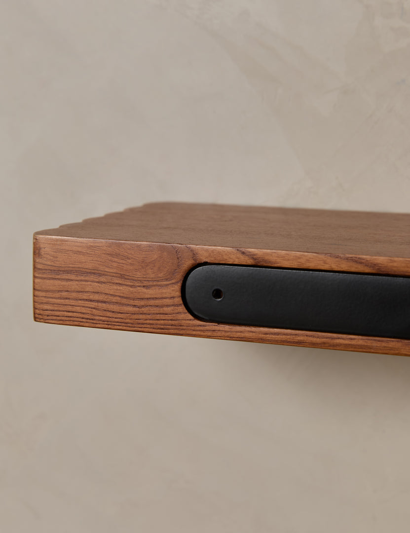 #color::oak #size::large #size::small