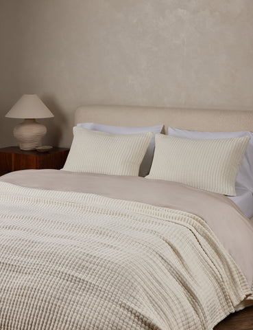 Bedding Pairings: Simple Stripes