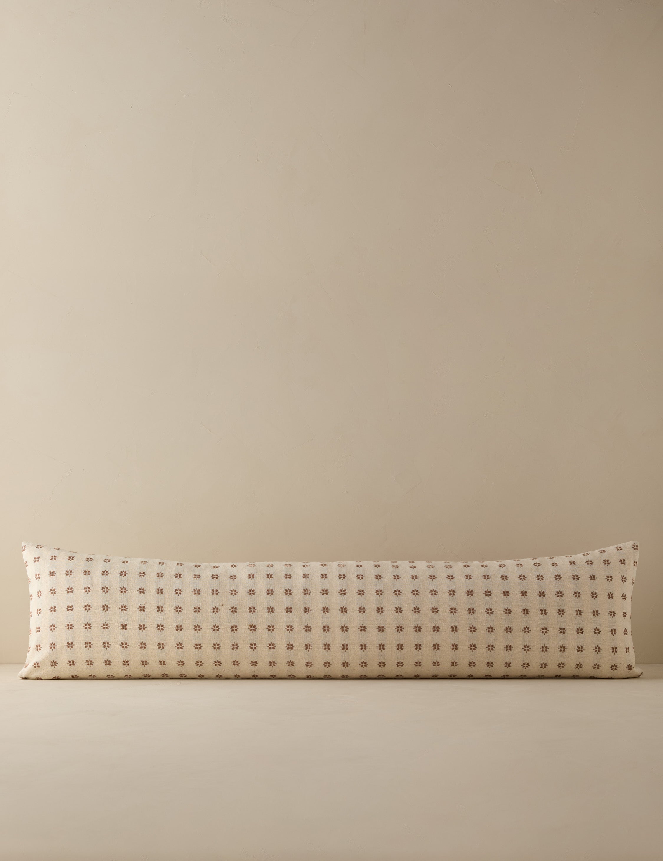 #color::ivory #style::long-lumbar
