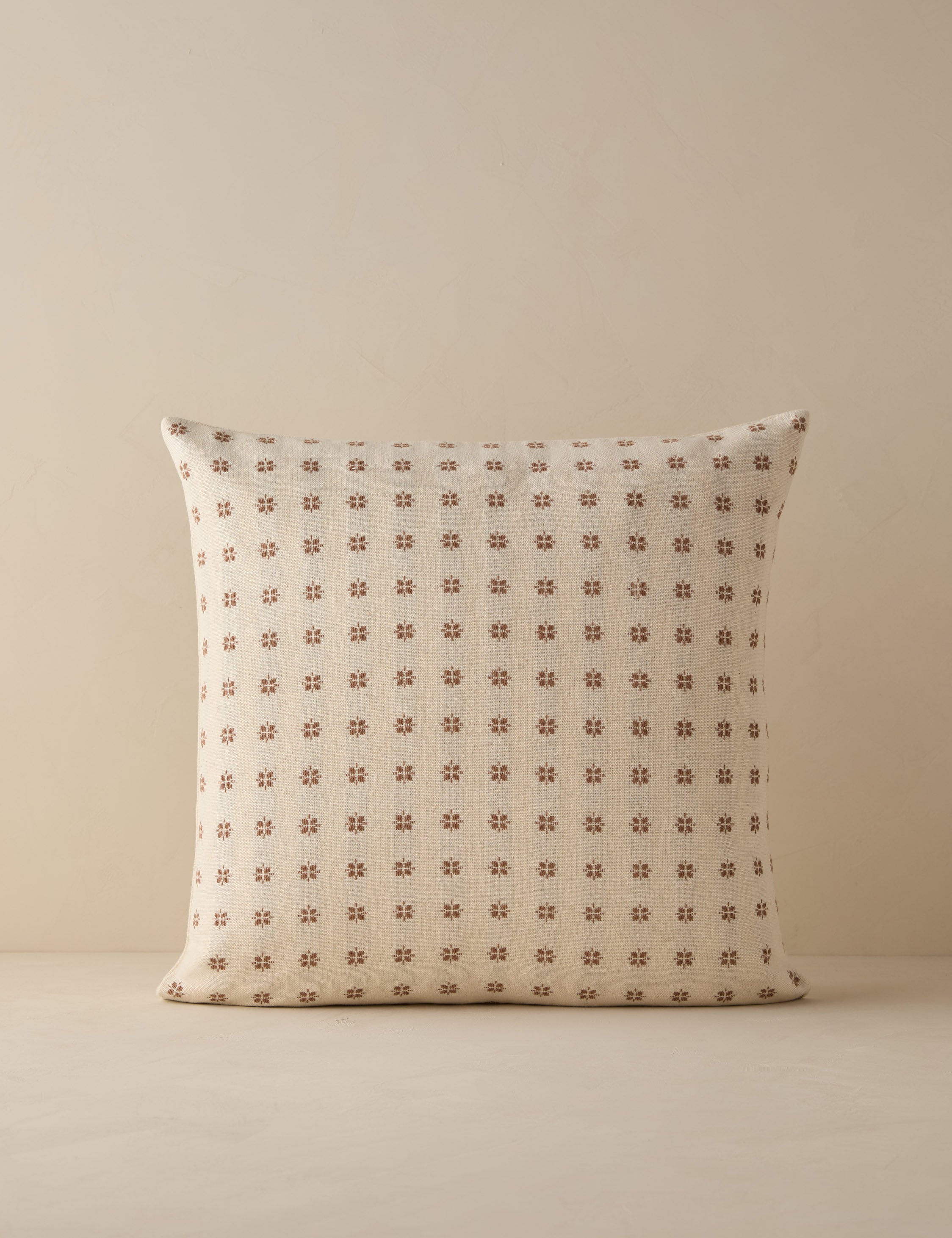 #color::ivory #style::square