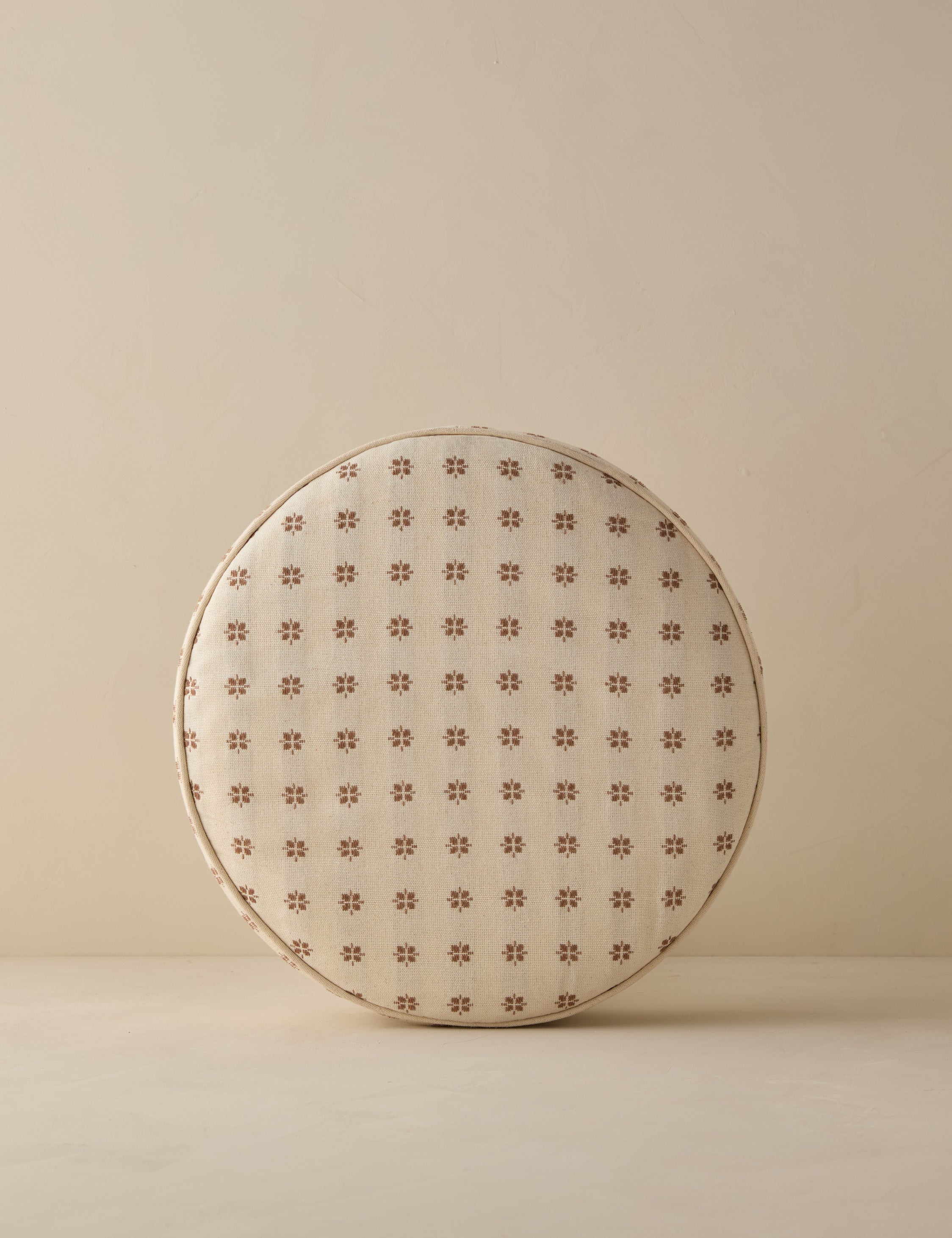#color::ivory #style::round