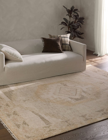#color::tan-and-cream #size::6--x-9- #size::8--x-10- #size::9--x-12- #size::10--x-14-