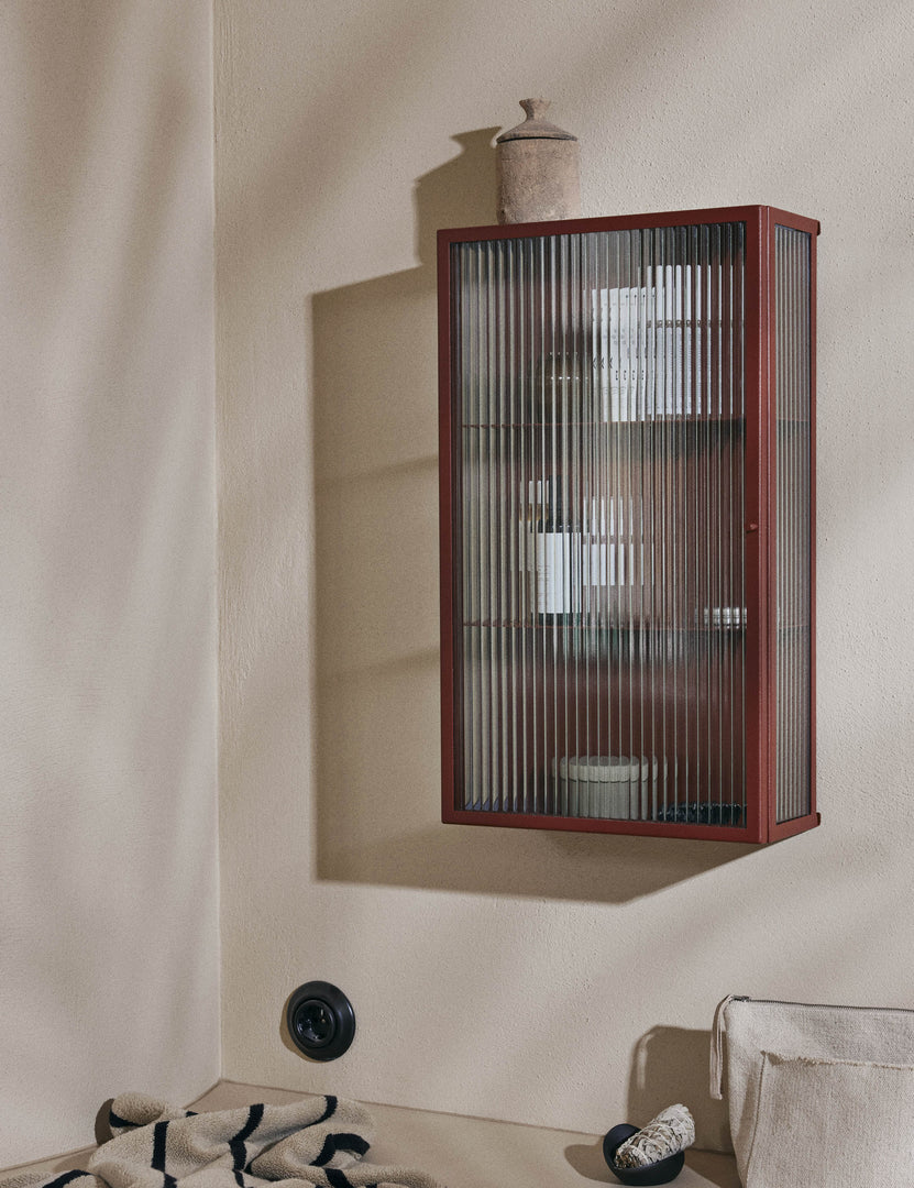 #color::red #size::small