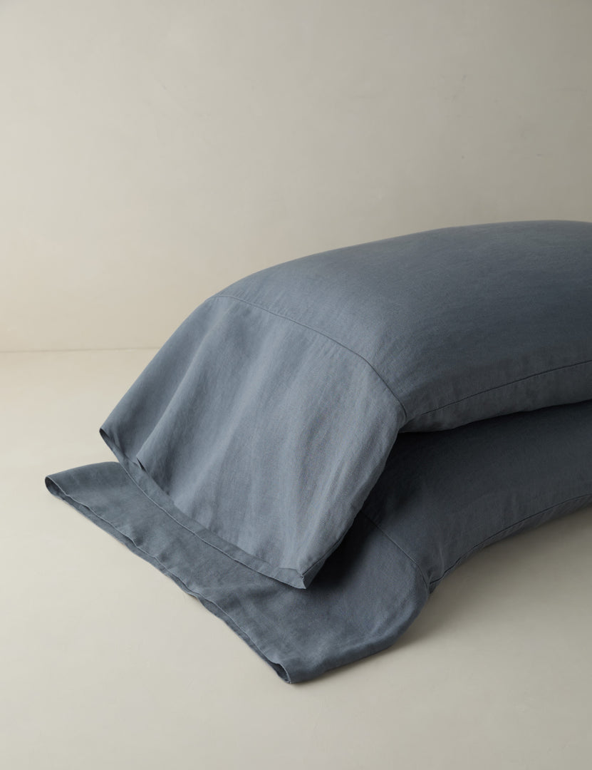 #color::dusty-blue #size::queen #size::king #size::cal-king