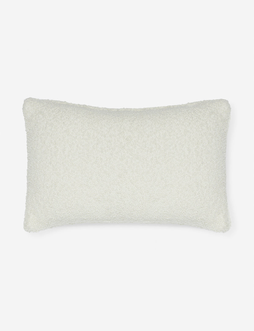 #color::ivory #style::lumbar