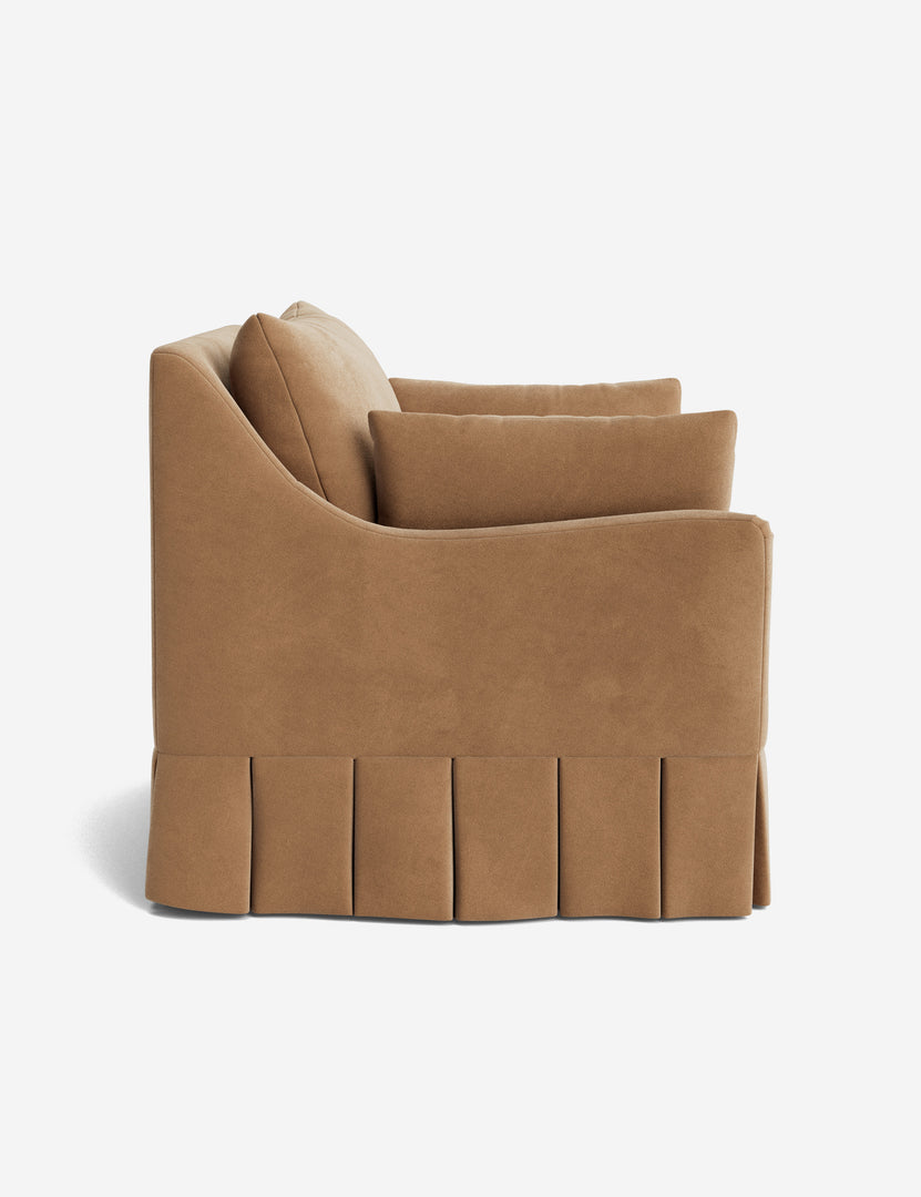 #color::caramel-vintage-velvet