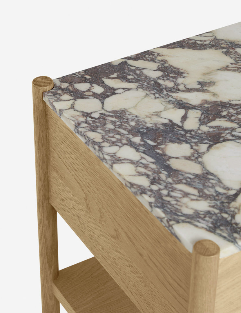 #color::natural-viola-calacatta-marble