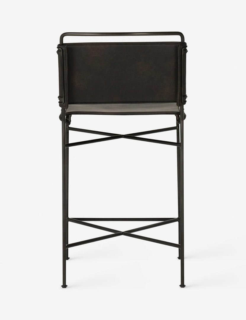 #color::black #size::counter