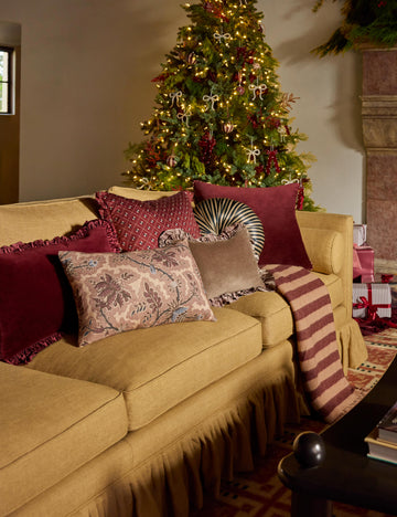 #color::blush #style::lumbar