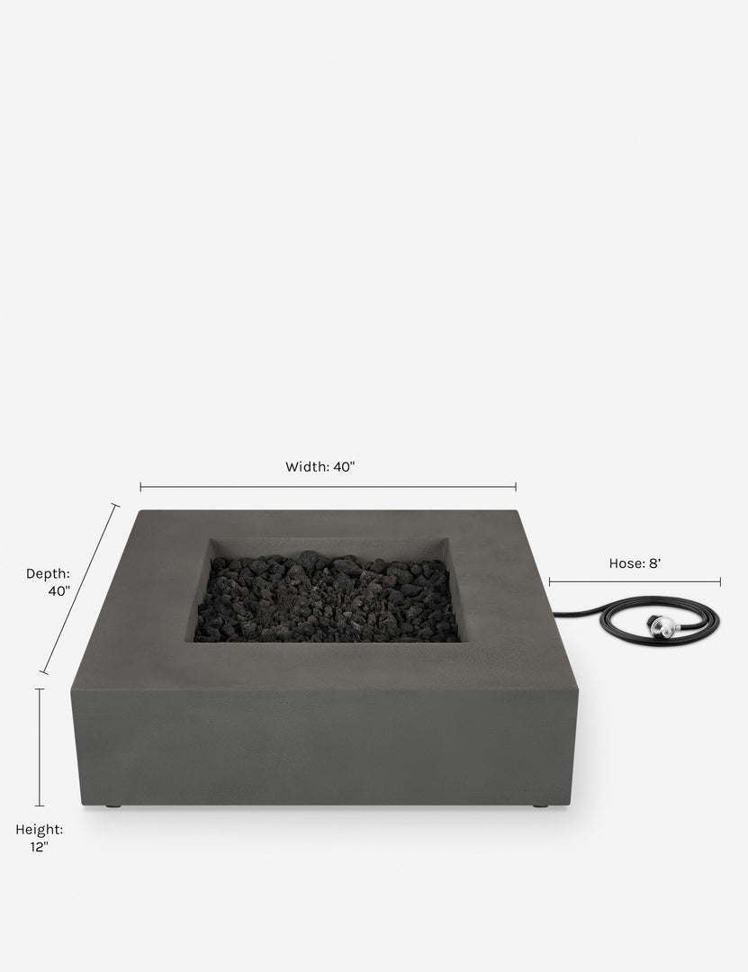 #color::carbon #size::low-square #configuration::propane