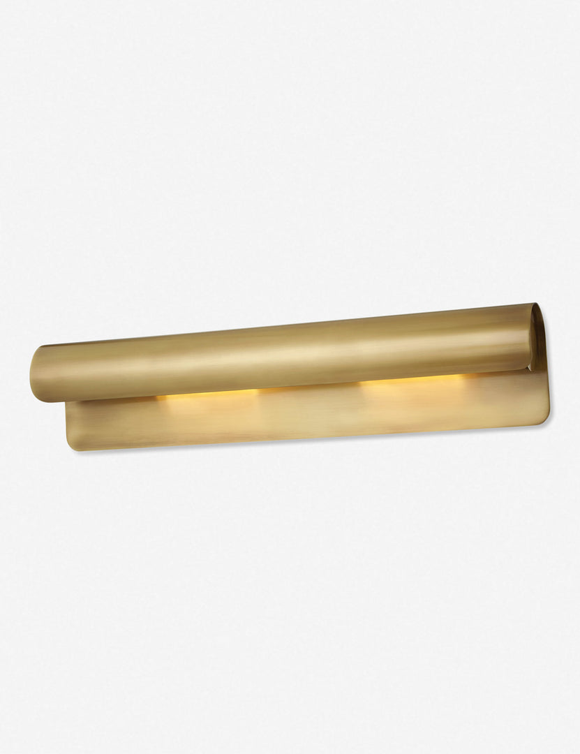 #color::aged-brass #size::2-light