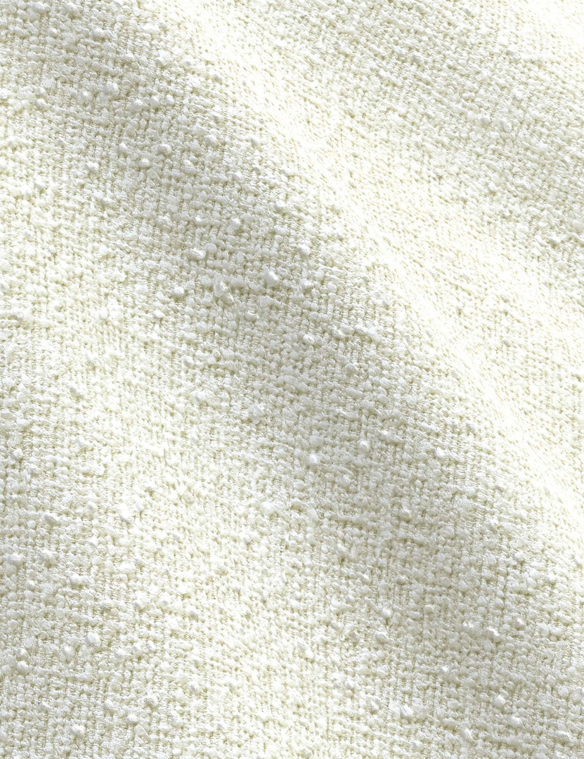 #color::white-boucle