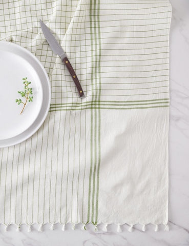 Tablecloths + Runners