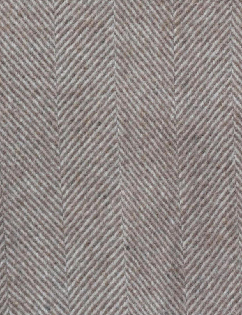 #color::natural-herringbone