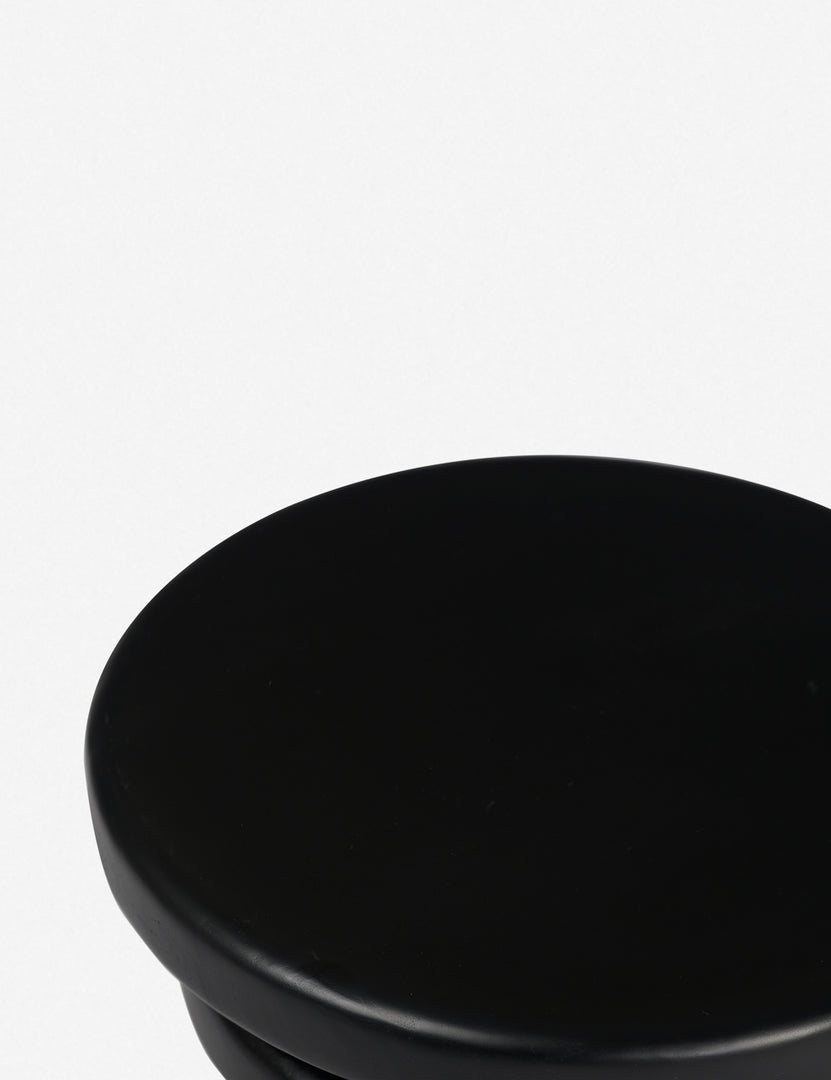 #color::black