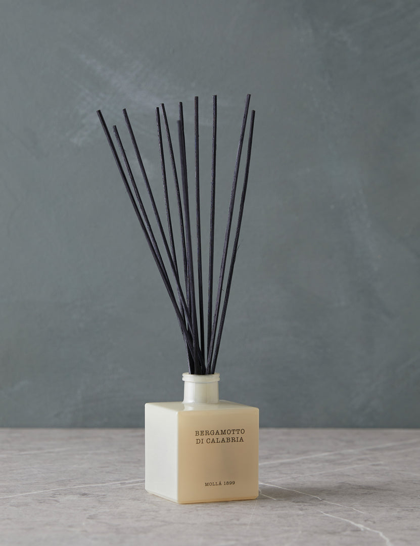 #color::cream #style::reed-diffuser #scent::bergamotto-di-calabria