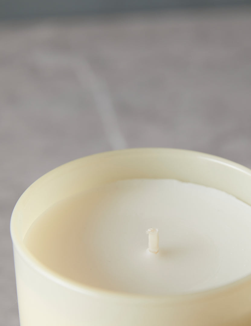 #color::cream #style::single-wick #scent::bergamotto-di-calabria