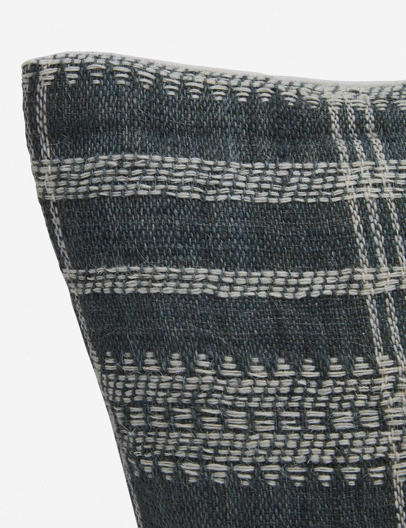 #color::slate #size::long-lumbar