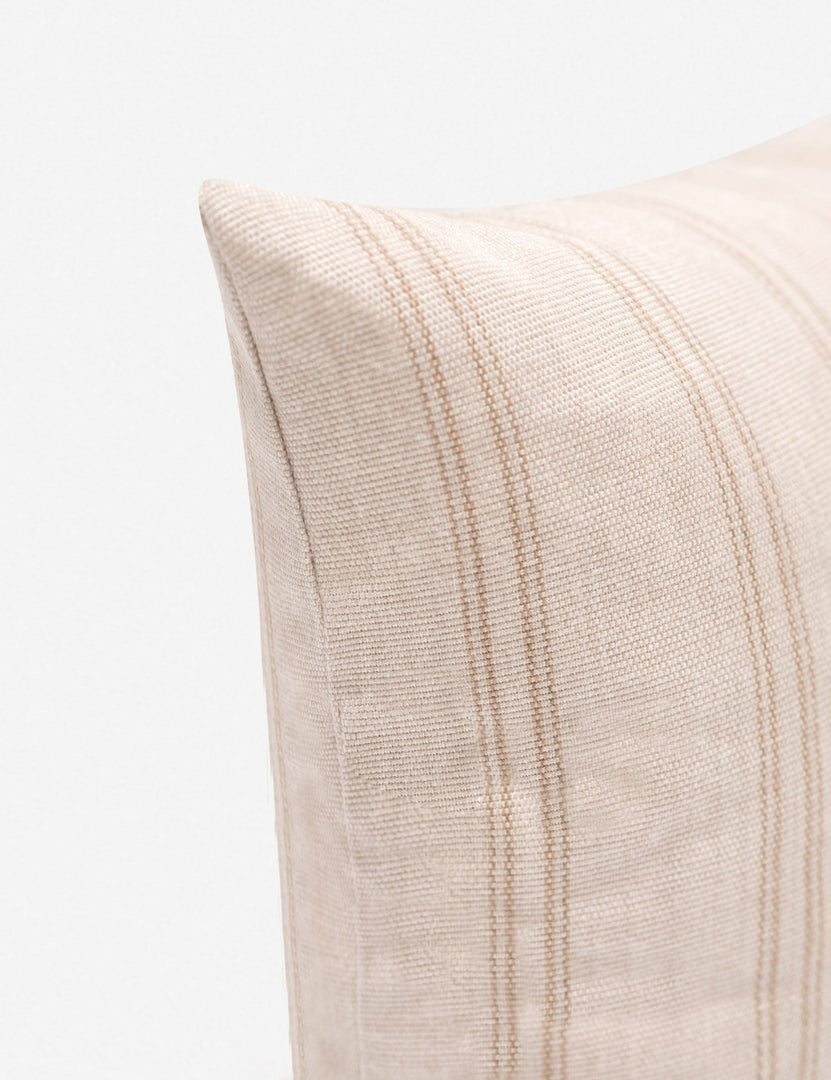 #color::camel #style::lumbar