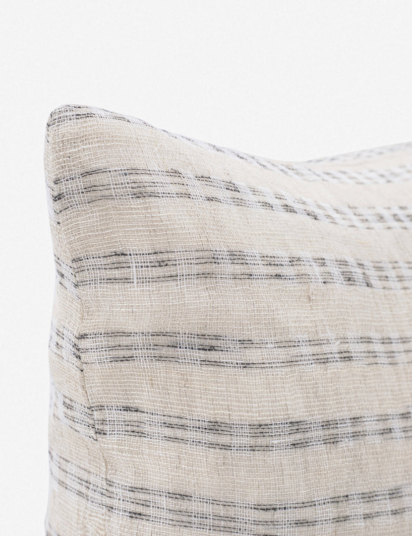 Vdara Linen Pillow