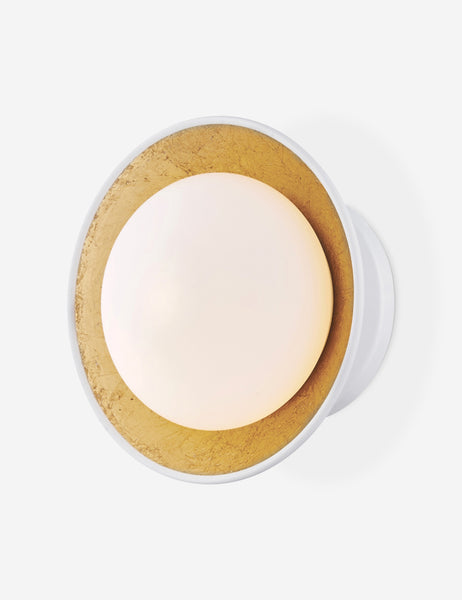 #color::white #size::small